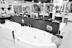 �̼ҡ���ͣ��Ȅe����