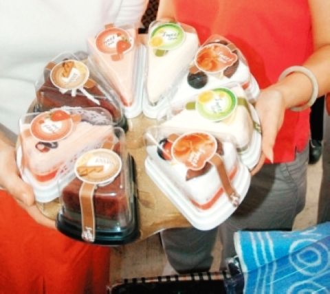 �u�ȘI���Ƴ����浰������ë��