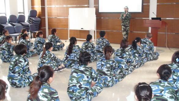 ���z�Ҽ����ж����� ��ů����