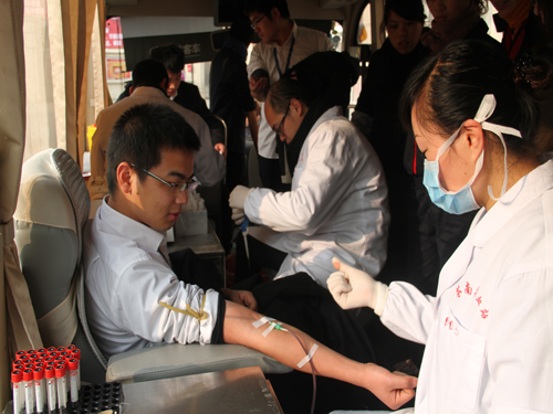 ʢ��F�M���T���x��(w��)�IѪһ�f�����