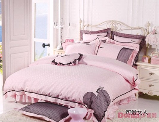 ��ϲ�ۼҼ�������Ʒ�е�ɫ�ʌW��