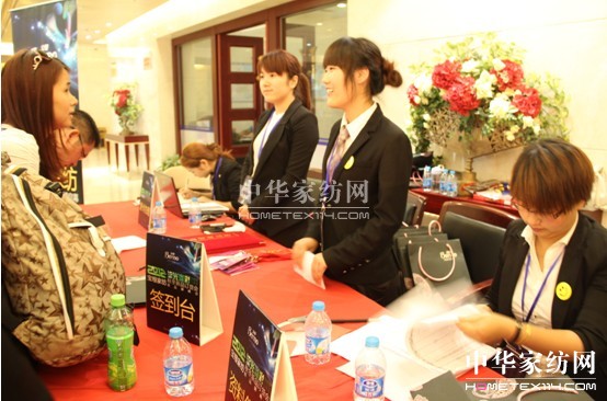 ���z�Ҽ�2012�ﶬ��Ʒӆ؛����Ʒ�Ʒ��ȼ�醢Ļ