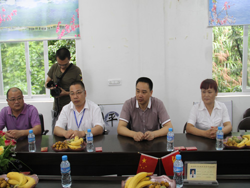 ʢ��F(tu��n)�hίο���^Ϫ�����y�h�T�����yȺ��