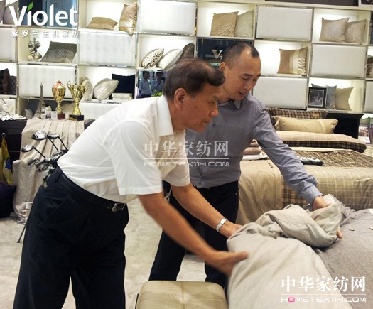 ���A��I(y��ng)��I(y��)(li��n)�ϕ�(hu��)���f�ҿ������_�m