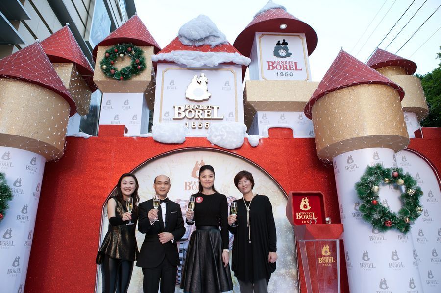 ꐻ��ճ�ϯ����·����Ʒ�l��