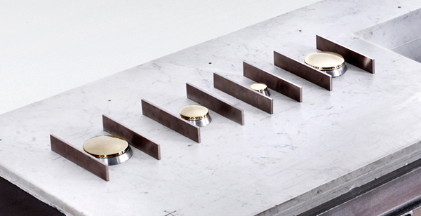 �������N���OӋ