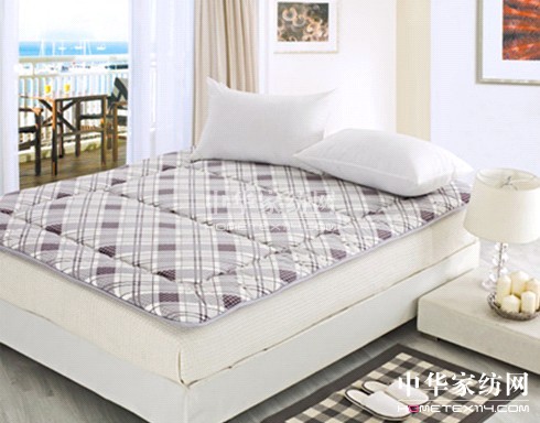 藍(lán)絲羽讓愛“沉墊墊”