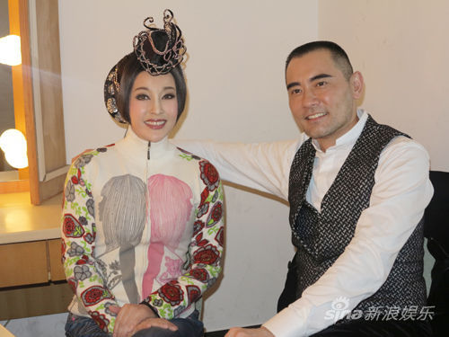 ���ԑc"�L�A�^��"�ؾ�����Ӣ����