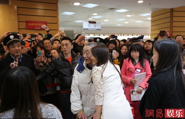 �����o�����ە���������۽z