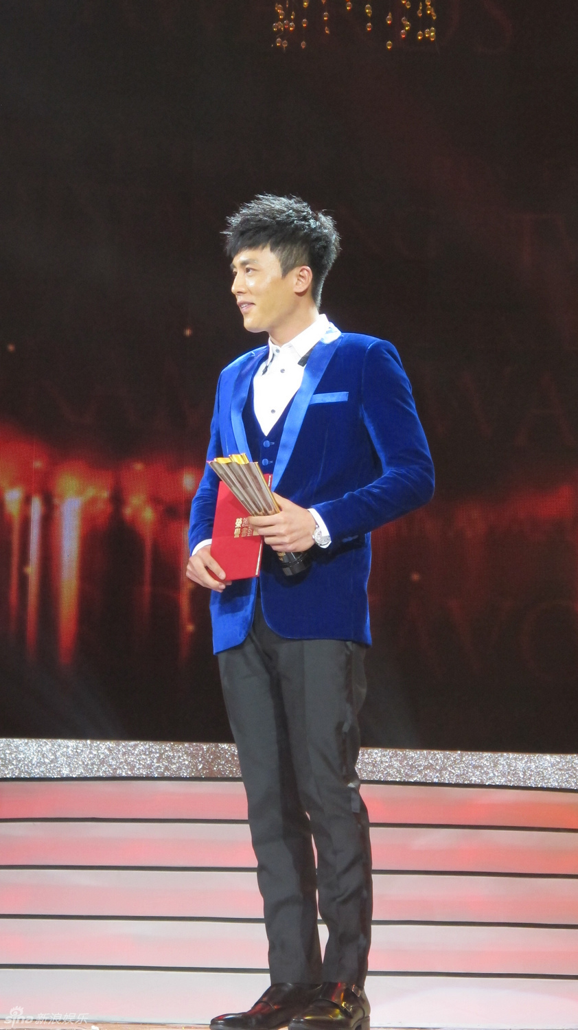 �Ŵ���R�KҦ��