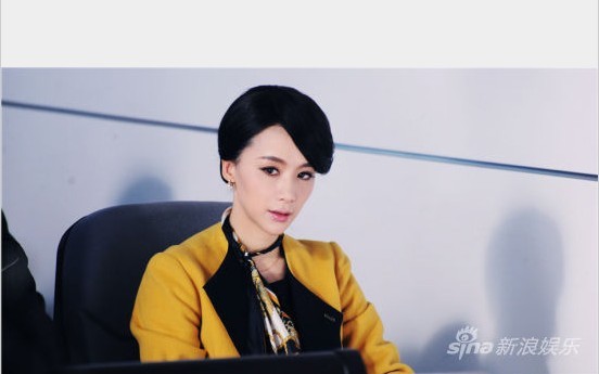 ���������󡷶Ŵ�����Ҧܷ���Pϵ���i