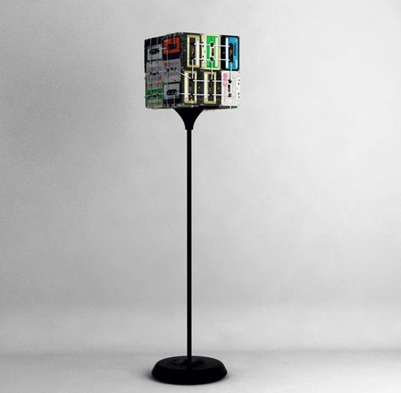 �����f�Ŏ���