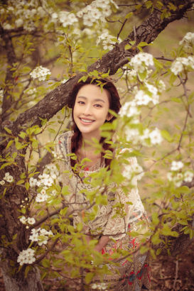 張儷寫真復古美如油畫詮釋溫婉靜謐