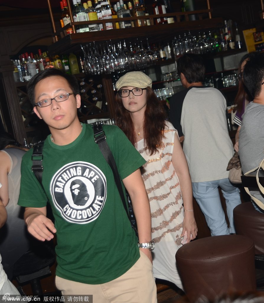 �ܺ��İ����������������Ů׃���