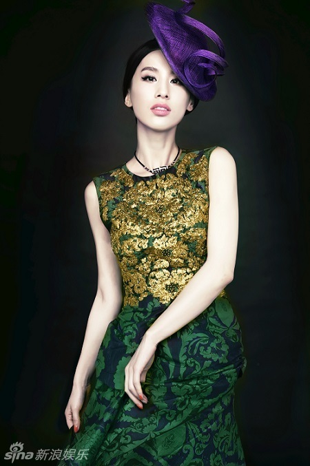 �Sʥ���r(sh��)�з��惞(y��u)�ŏ�(f��)���@Ů�˱�ɫ