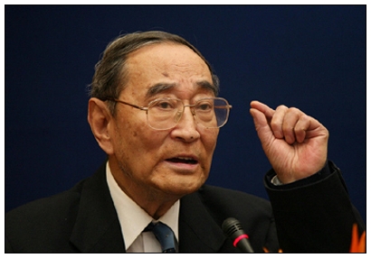 厲以寧:金融仍是我國最大的風險