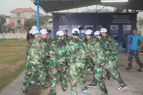 從心啟程,風(fēng)雨同行