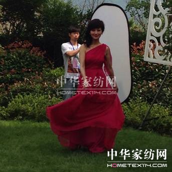 趙雅芝為博洋家紡拍攝品牌大片花絮曝光