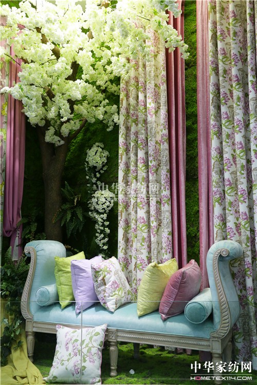 2014������ڇ��H�Ҽ�չ�A�M��Ļ