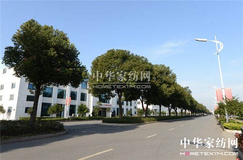 �L����˾���ļ�(x��)΢̎���֣��c(di��n)�΄�(chu��ng)Ч