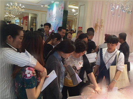 黛富妮家紡2016秋冬訂貨會(huì)圓滿結(jié)束