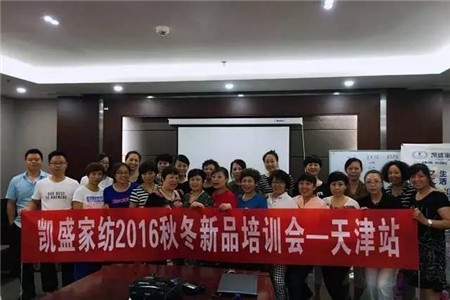 �Pʢ�Ҽ�����ɵؾ�Ӣ�R��һ��