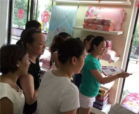 �Pʢ�Ҽ���������񹲾���ͬ���＾�x��