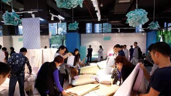 ���R���Ҽ�2017������Ʒ�l�����ɹ��e��