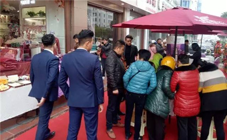 終于等到你——建湖市最大的家紡旗艦店凱盛家紡盛大開業(yè)