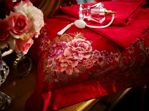 博洋家紡婚慶秋冬主推:錦上添花