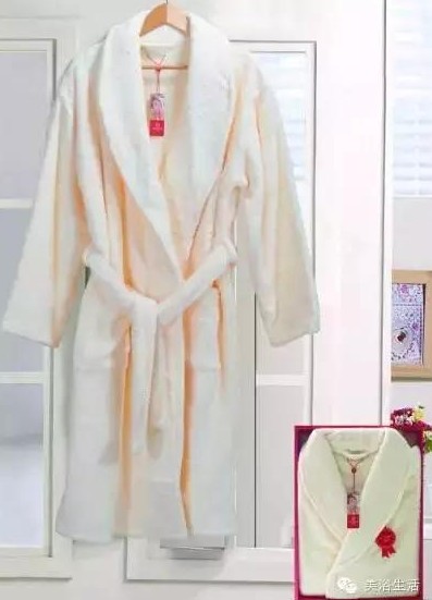 美浴生活:林志玲胸圍86.36cm,得穿多大號的浴袍啊!