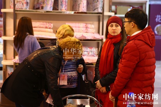 ͸ҕ�^����(sh��)��(j��)��̽�ش����Ҽ�չ��ݣ���Ʒ�Q(m��o)��͹�@������չ(li��n)��֮���|�L(f��ng)���M��������