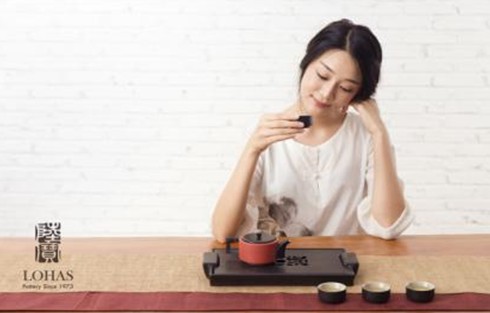 ˲�g��߆����������Ҹ��е�С������M��2017���ڶYƷ�Ҿ�չ��