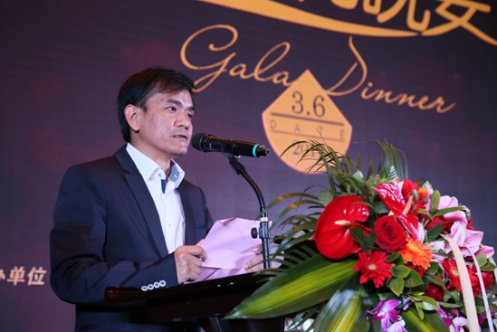 �^���_��,�_�����H���r�л��lչ�r��