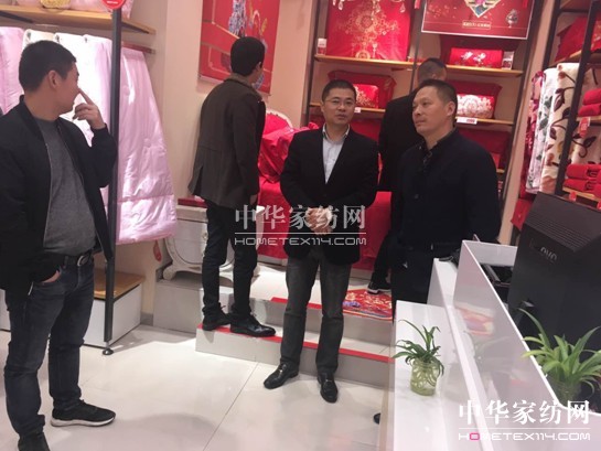 長(zhǎng)江公司召開(kāi)2017年度供應(yīng)商大會(huì)