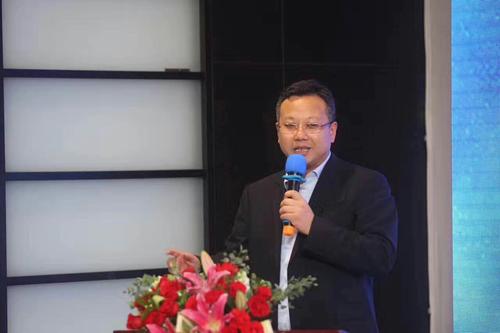 上海家紡協(xié)會(huì)攜手錦榮輕紡城齊聚鄭州舉行紡織行業(yè)研討會(huì)