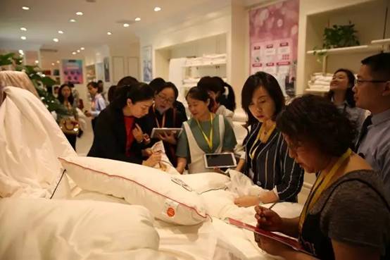 凱盛家紡“愛的行跡”2017秋冬新品發布會圓滿禮成!榮耀35年!