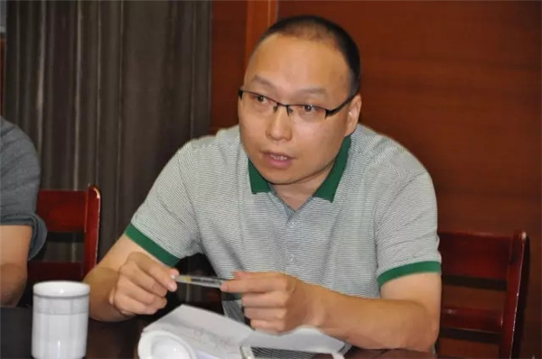 海職高與家紡行業(yè)舉行校企黨建共建簽約儀式