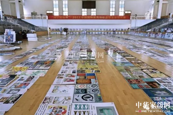 �ư���һ��ɫˇ�p�^�Į��������ں�������չ�_����