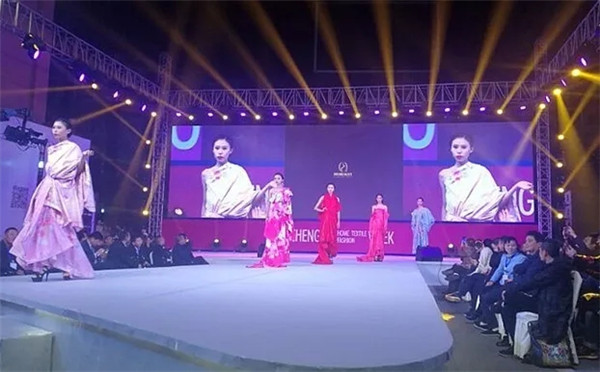 �r�����I���2017�ɶ��Ҽ���•�ɶ��r�b�������ݾ��ʆ�Ļ