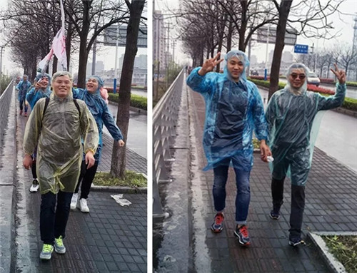 �Pʢ����F����ӨO���澳���ƵZͬ�У�